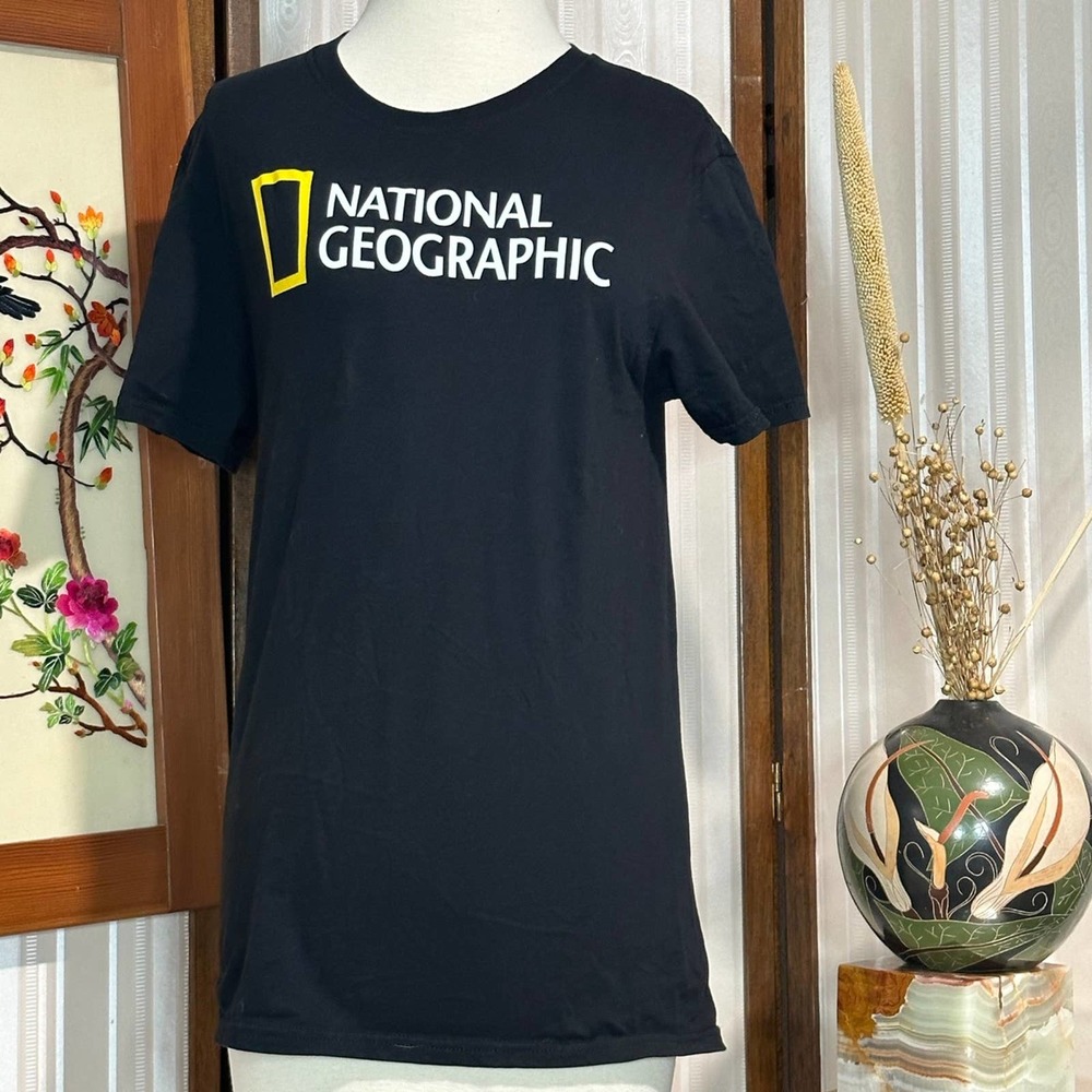 Unisex National Geographic Shirt